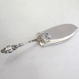 Gorham Sterling Silver Fish Server, Virginiana pattern. - S & K Ltd.