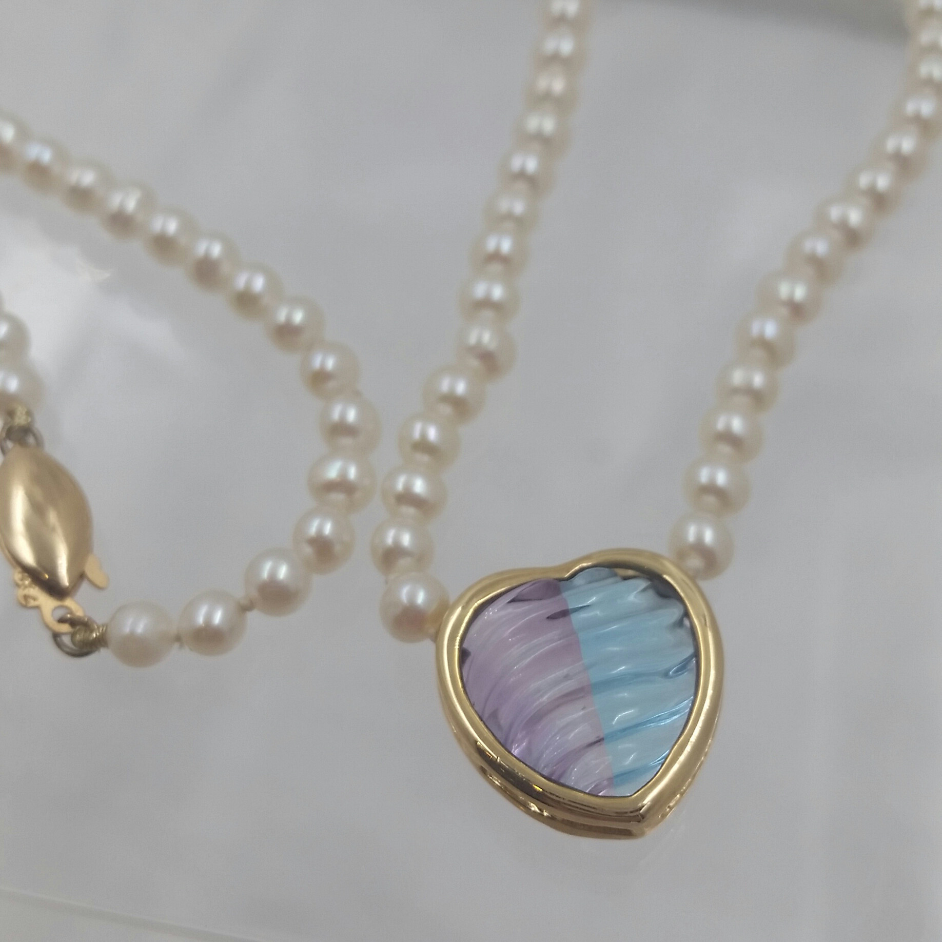 Conjoined Blue Topaz & Amethyst Heart in 14 Karat Yellow Gold Pearl Necklace - Image 3