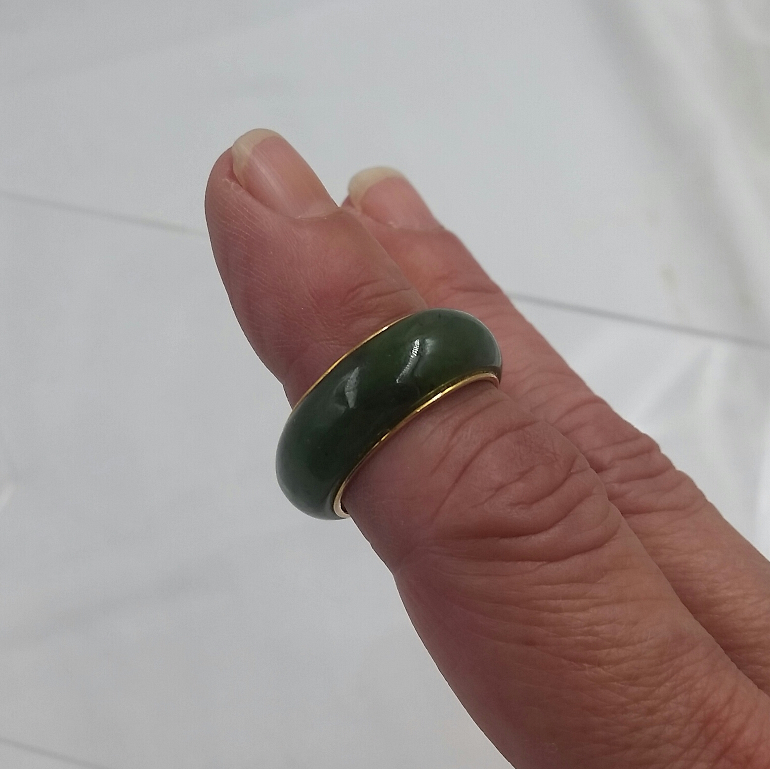 Jade & 14 Karat Yellow Gold Wide Band - Image 5