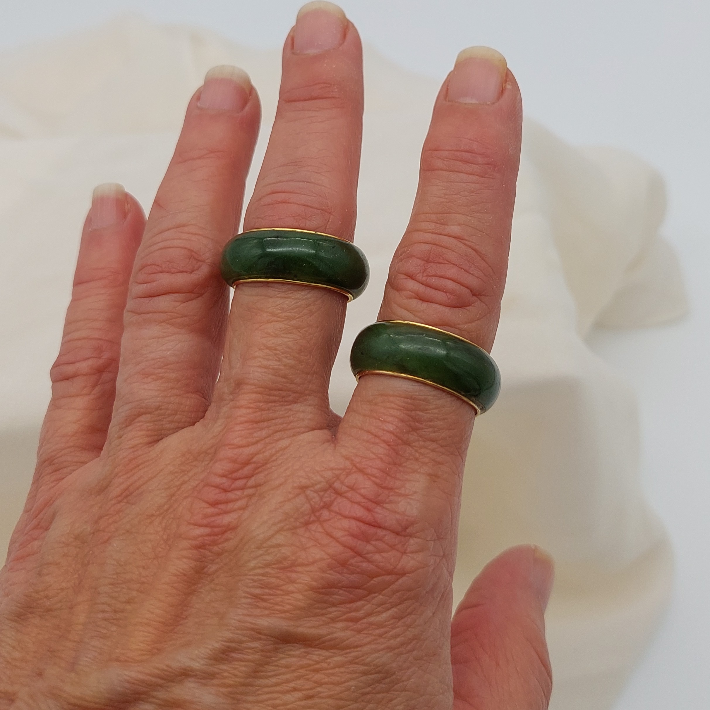 Jade & 14 Karat Yellow Gold Wide Band - Image 8