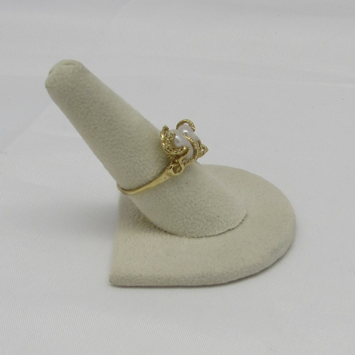 14 Karat Yellow Gold Baroque Shape Pearl Ring - Image 5