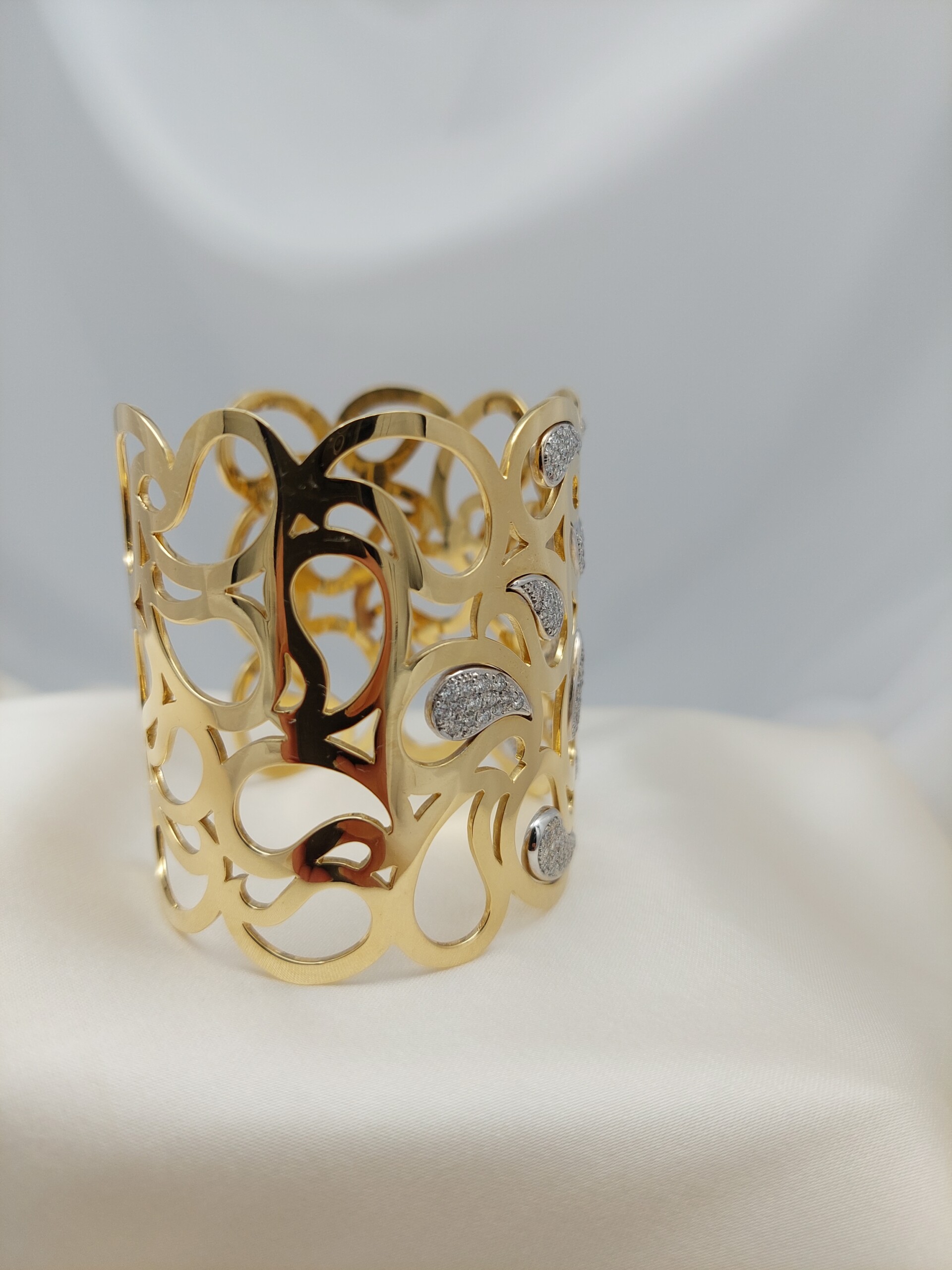 Diamond Wide "Paisley" 18KT Cuff - Image 6