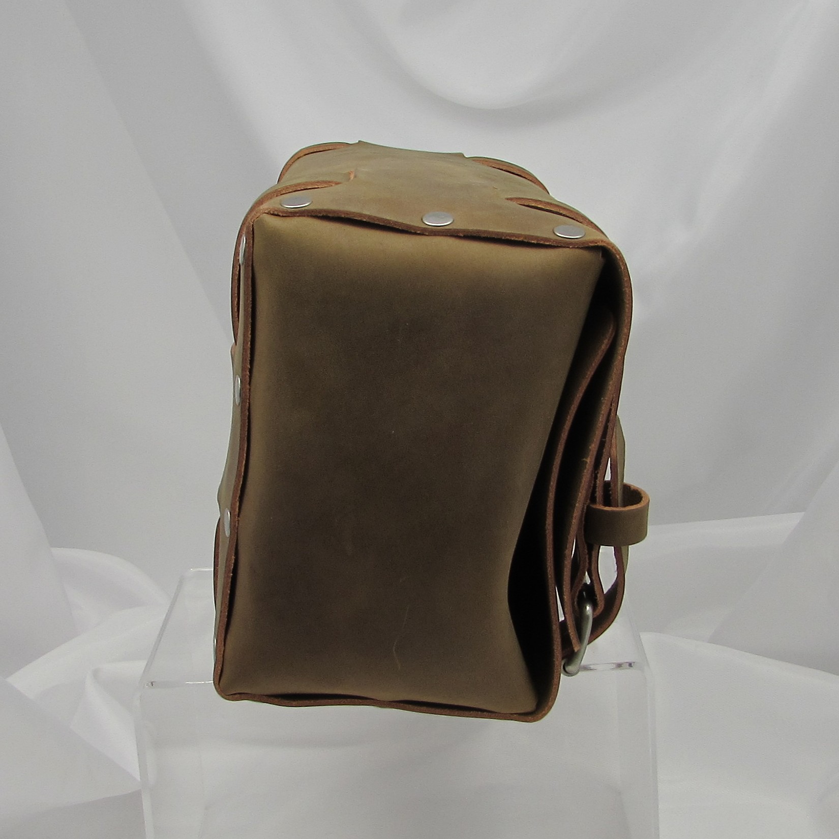 Leather "Old School" Travel Case - Image 6