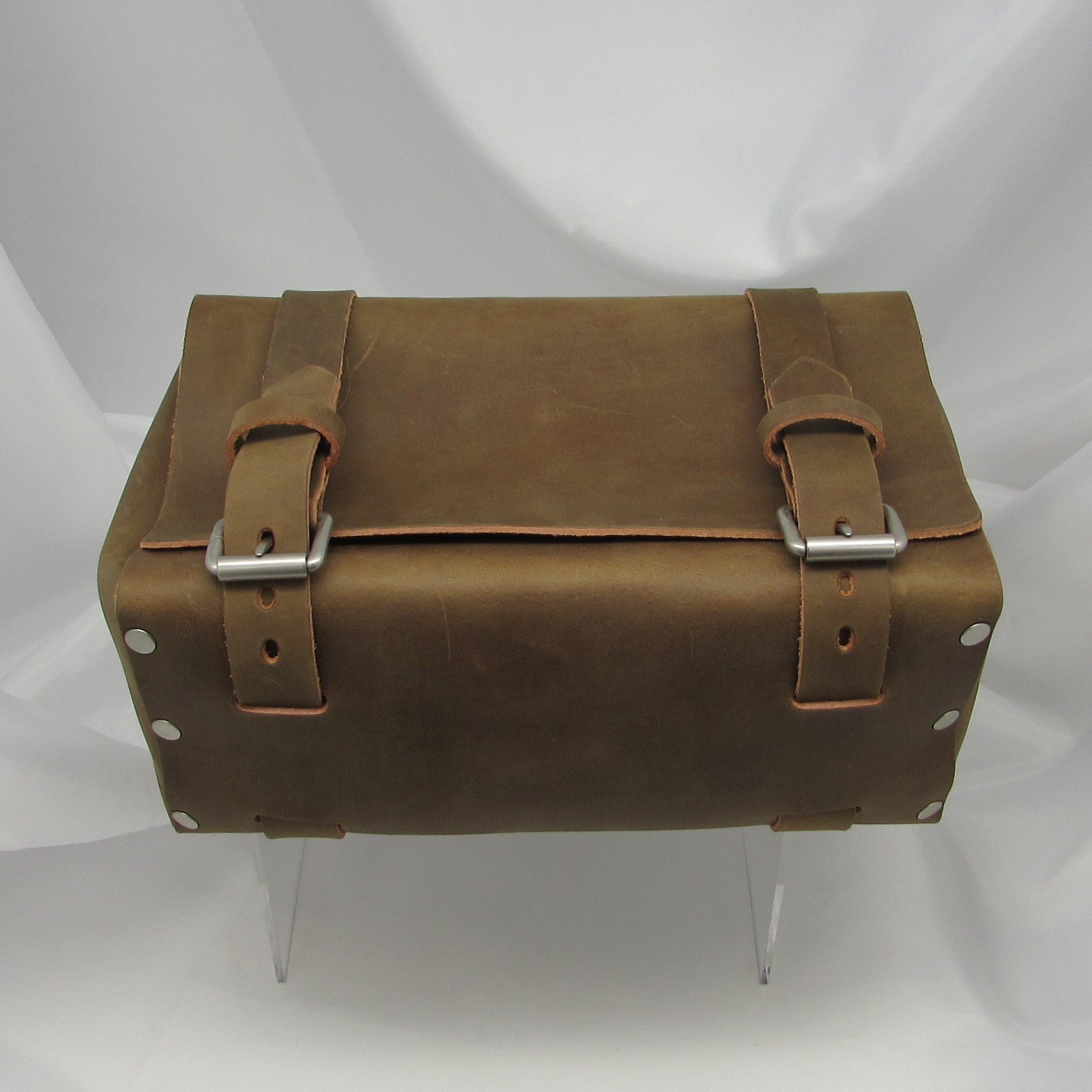 Leather "Old School" Travel Case - Image 4