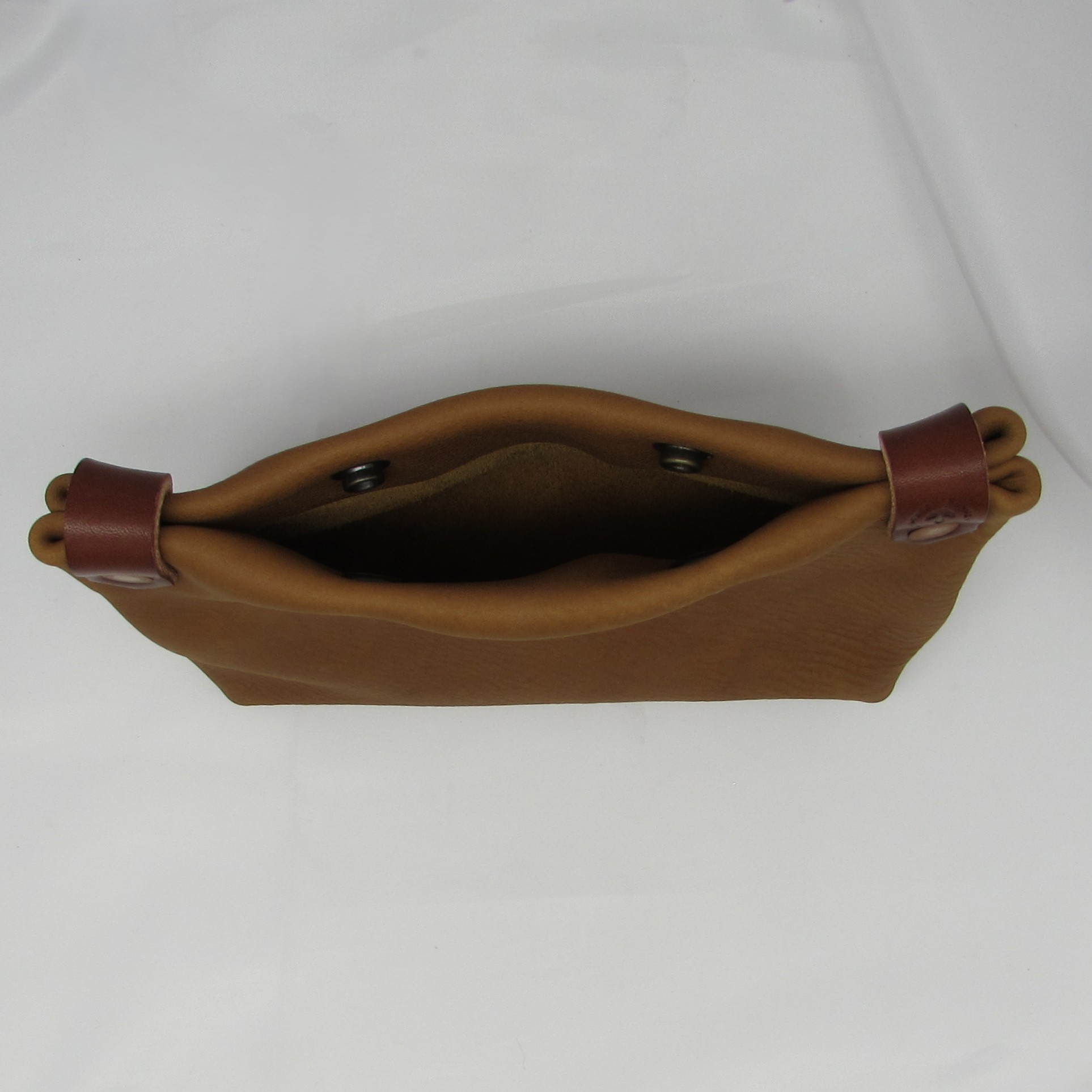 Handmade Tan Leather "Winston" Pouch - Image 7