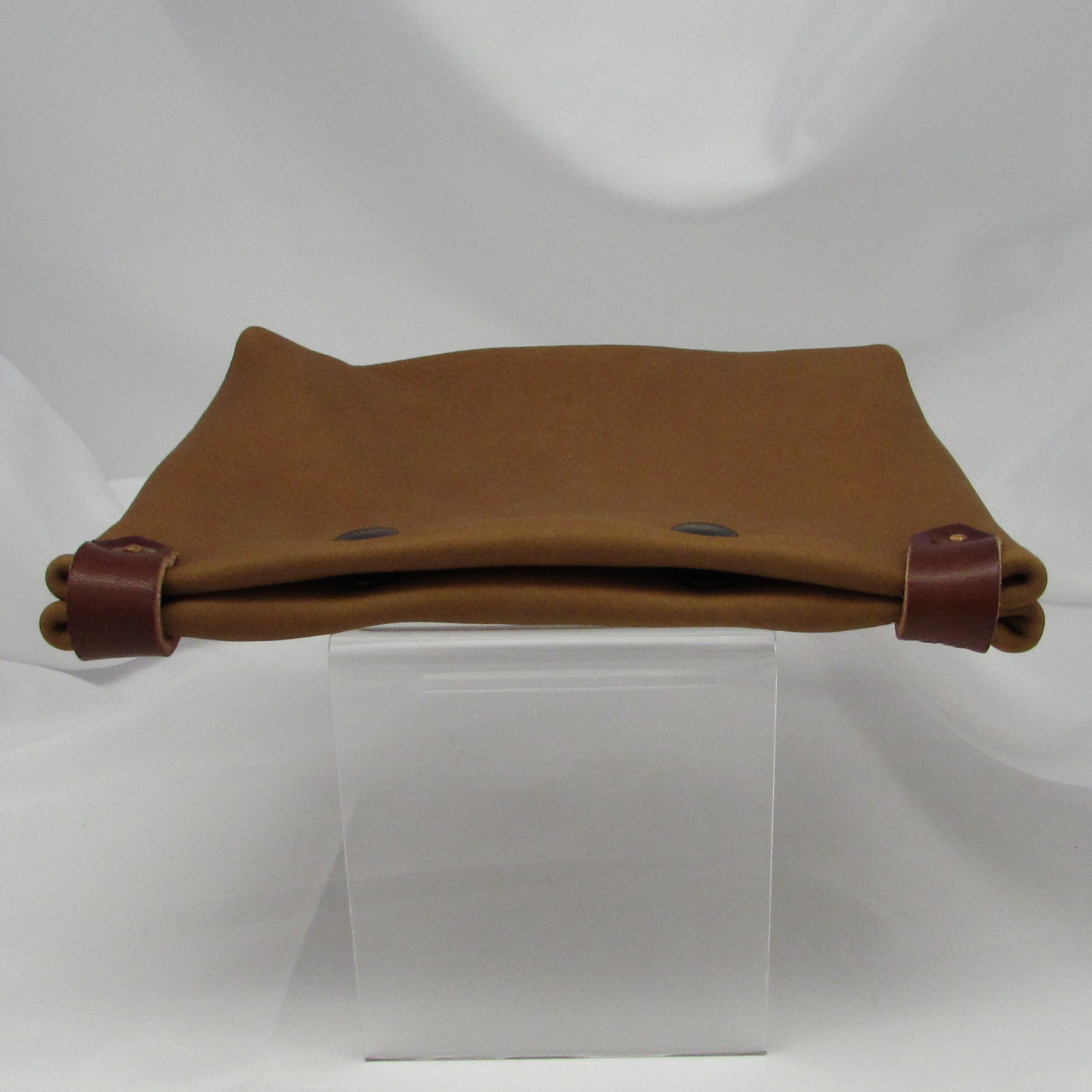 Handmade Tan Leather "Winston" Pouch - Image 6