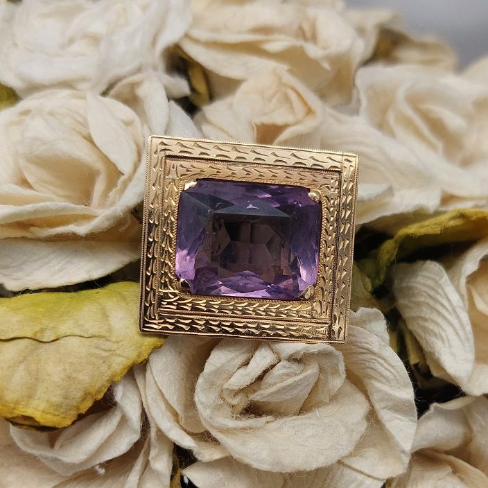 Amethyst 18KT Engraved Frame Enhancer