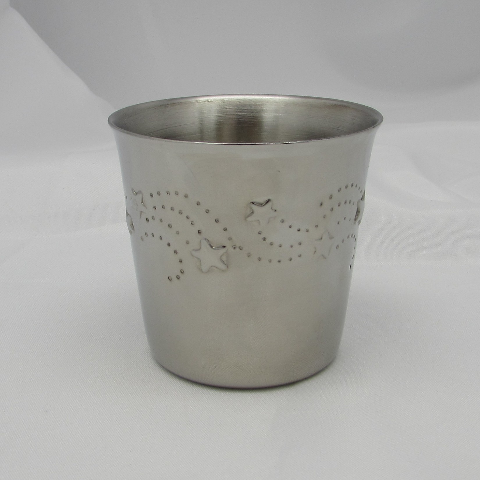 Reed & Barton Stainless Steel Baby Cup with Lid - Image 9