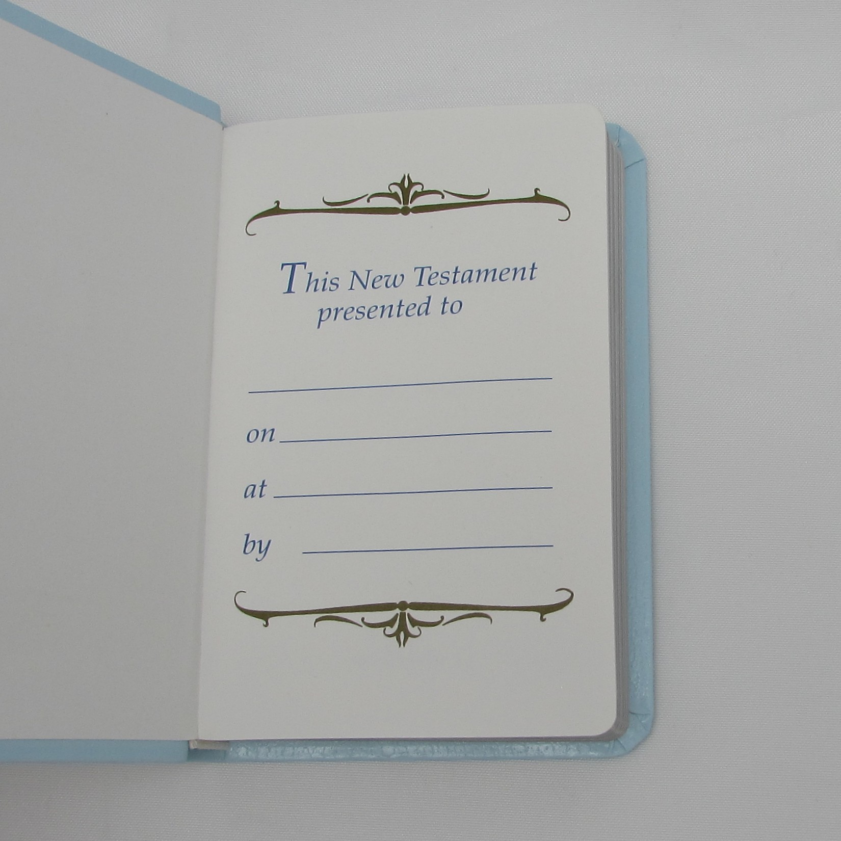 Child's Blue New Testament Bible with Pewter Cross Top - Image 9