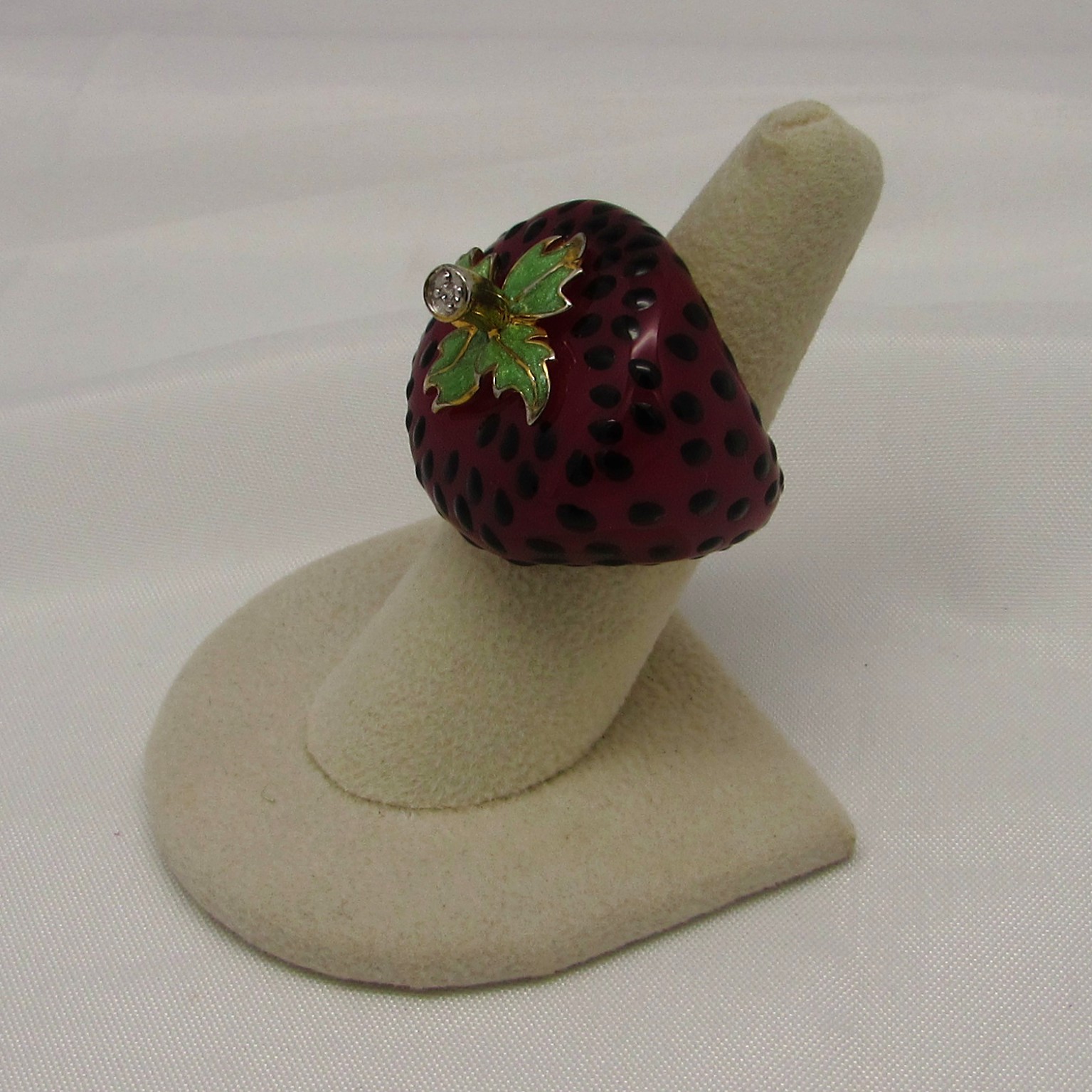 "Fruit Cocktail" Strawberry Ring - Image 10