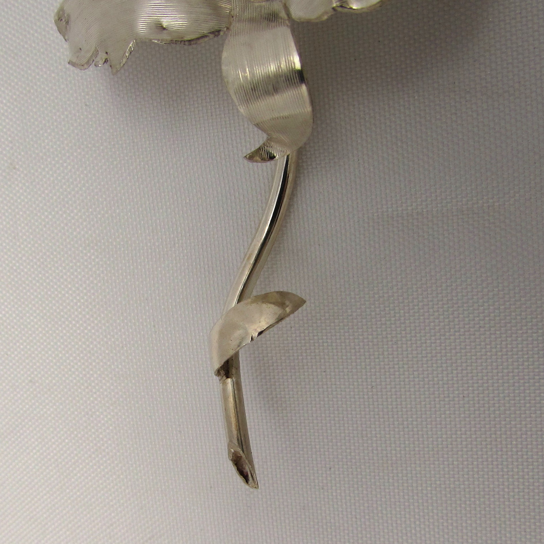 "900" Sterling Orchid with Baroque Stick Pearl - Image 7