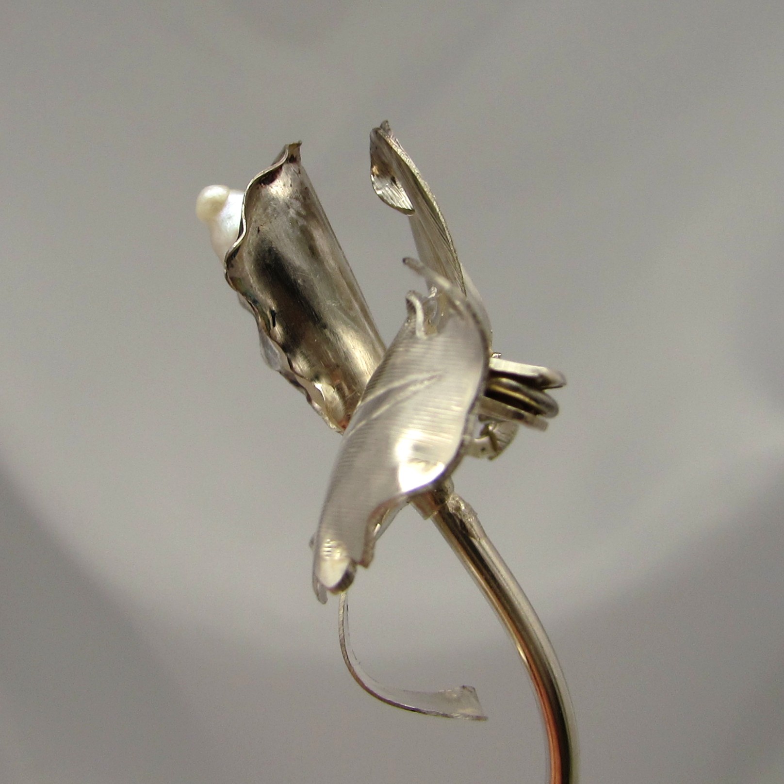 "900" Sterling Orchid with Baroque Stick Pearl - Image 3