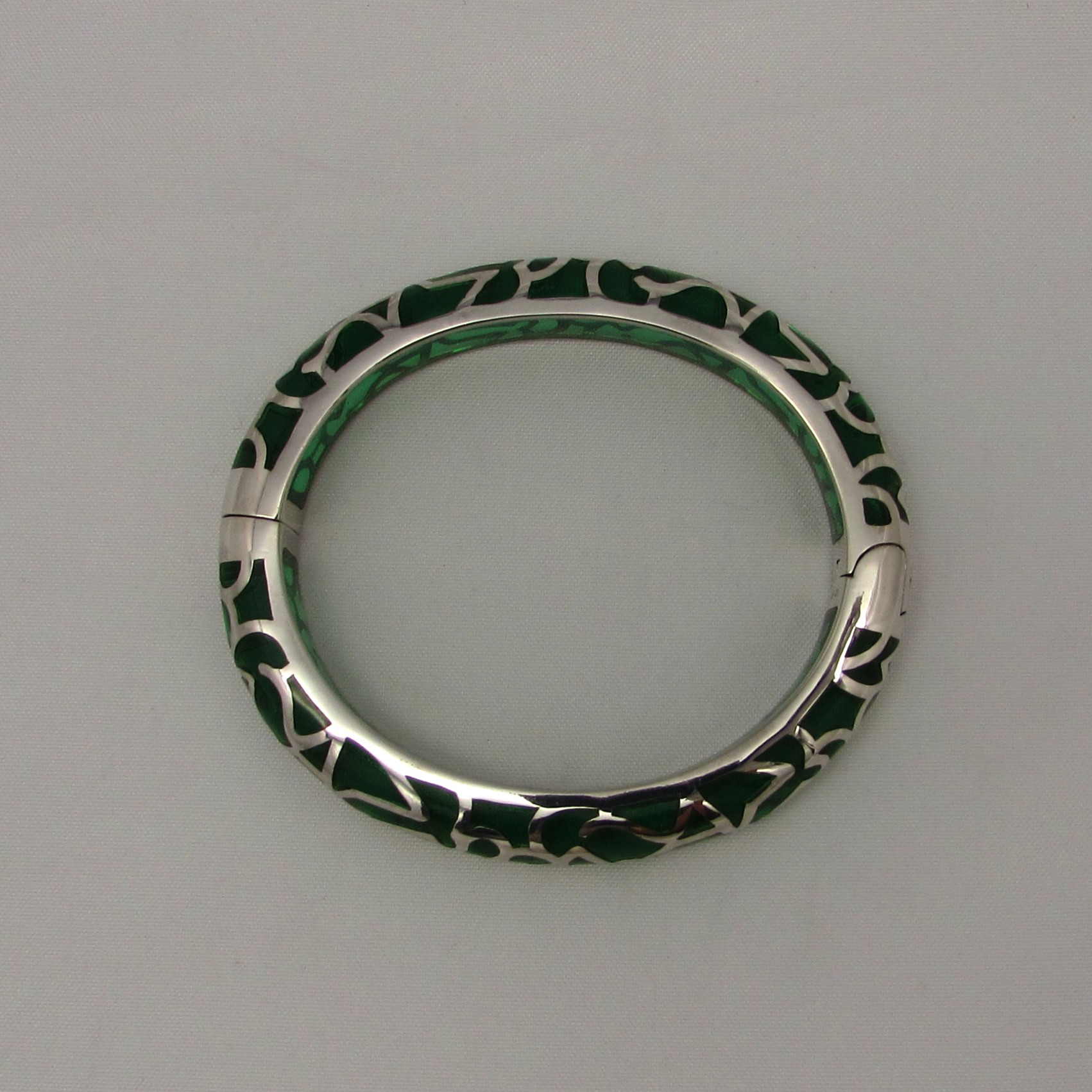Sterling Thin Damask Bracelet with Seafoam Resin - Image 4