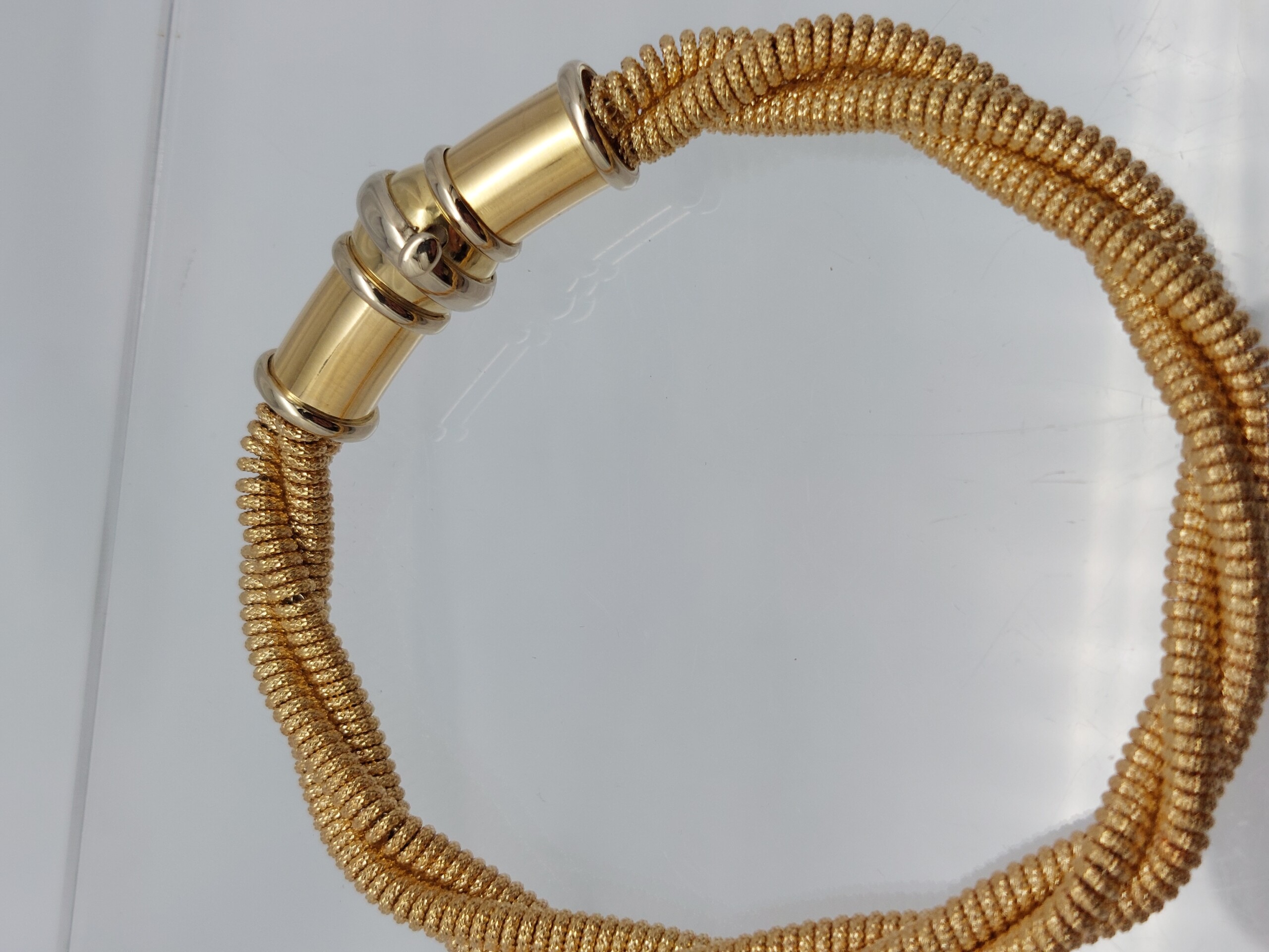 18KT Multi "Coiled" Bracelet - Image 3
