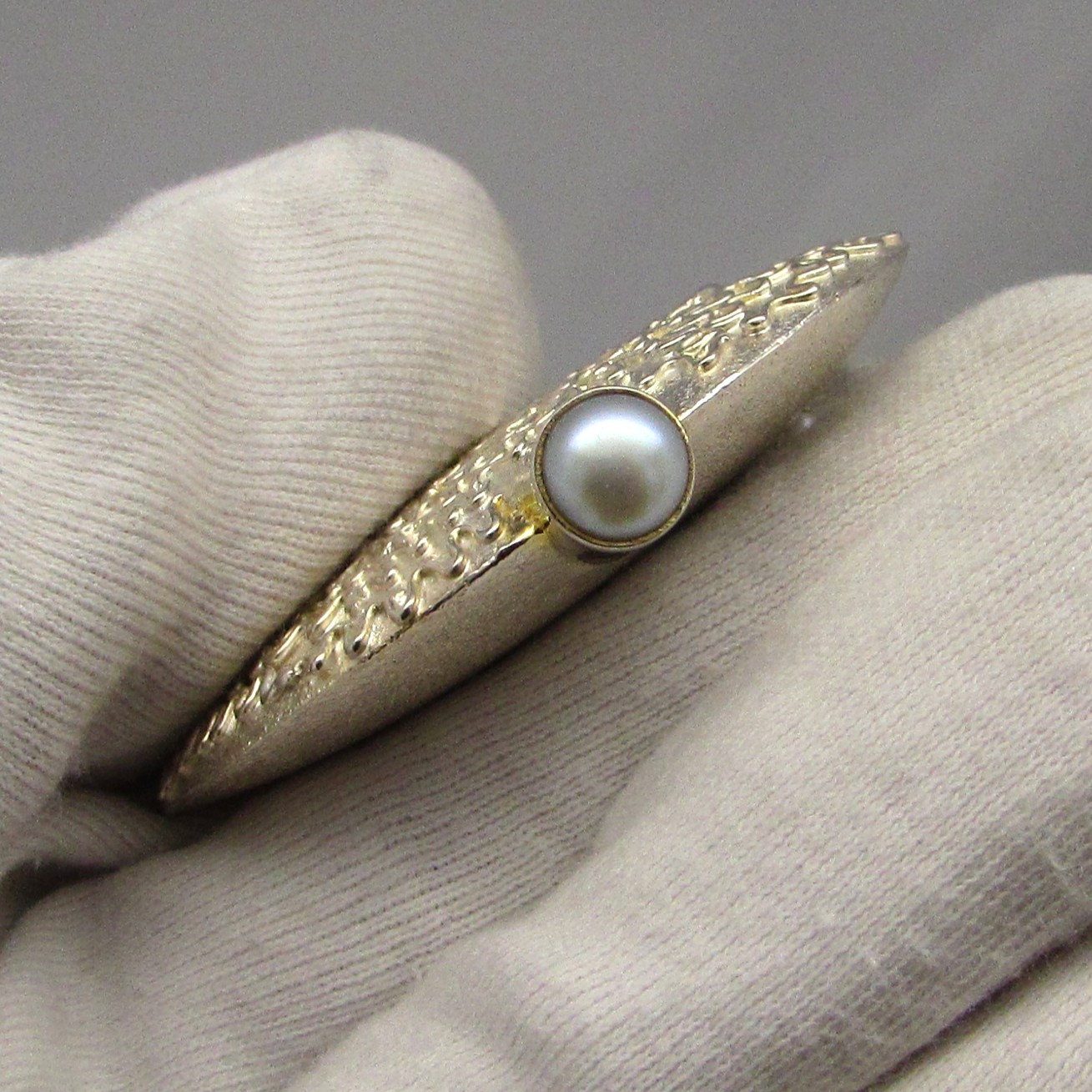 Sterling & Pearl Half Moon Pendant Necklace - Image 7