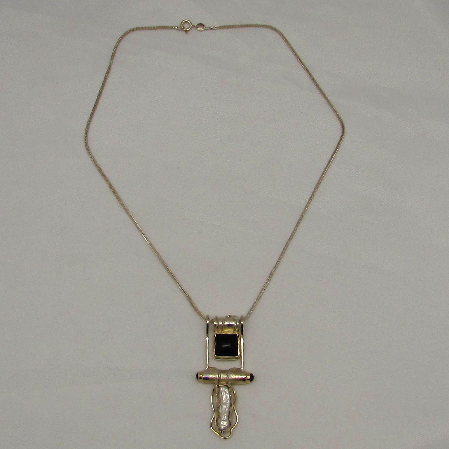 Sterling, Onyx, Garnet & Pearl Necklace - Image 10