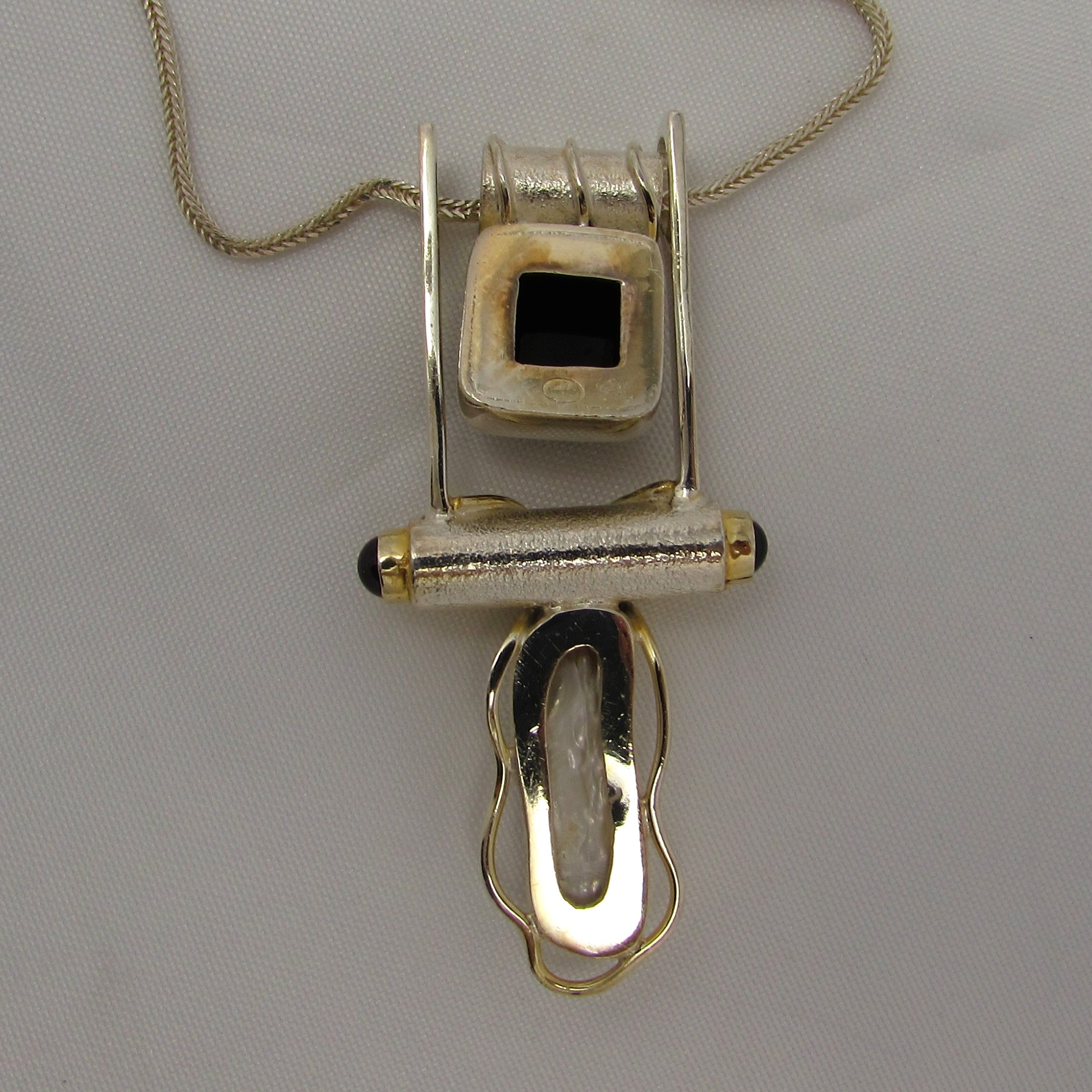 Sterling, Onyx, Garnet & Pearl Necklace - Image 8