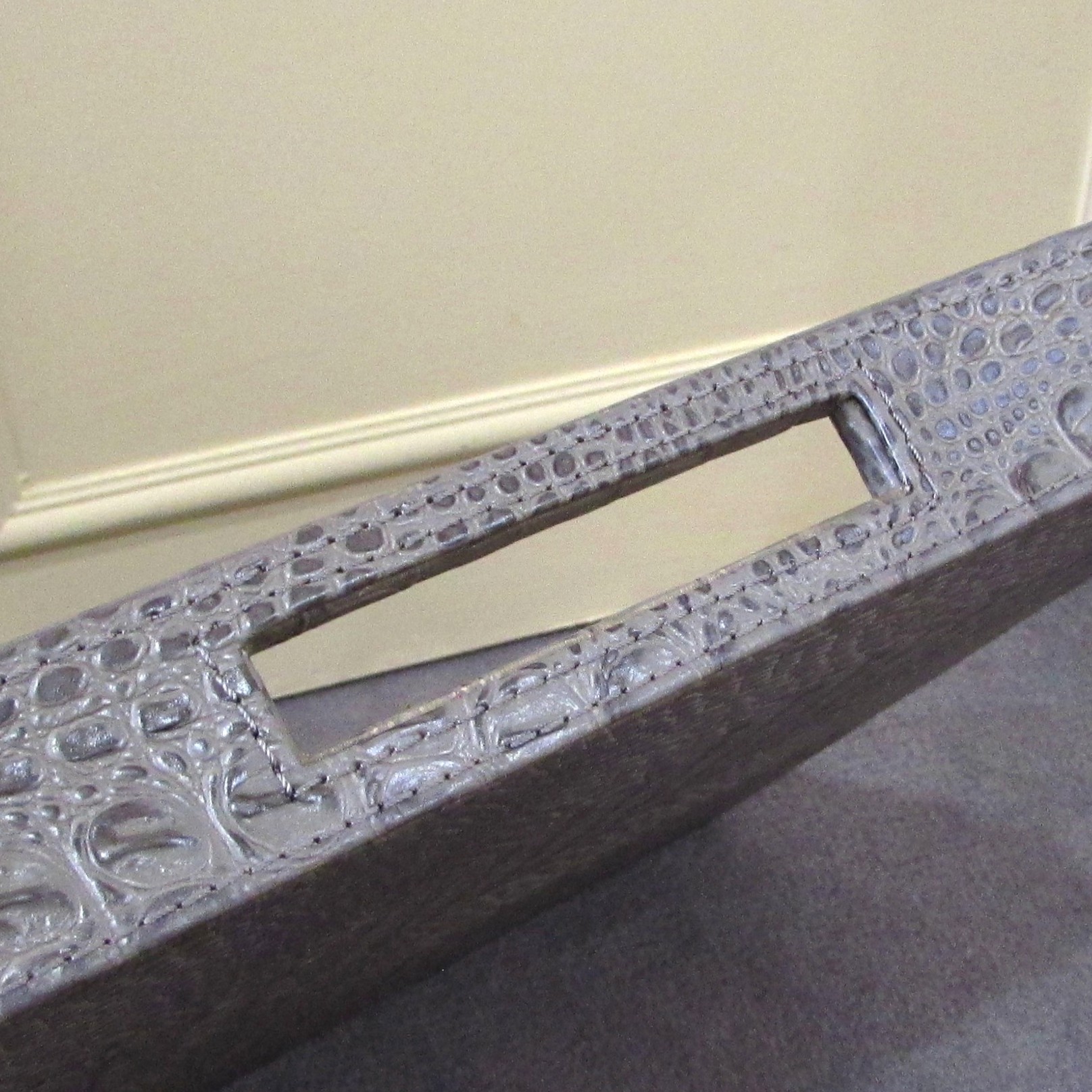 Lappas Gray Leather "Croco" Square Tray - Image 4