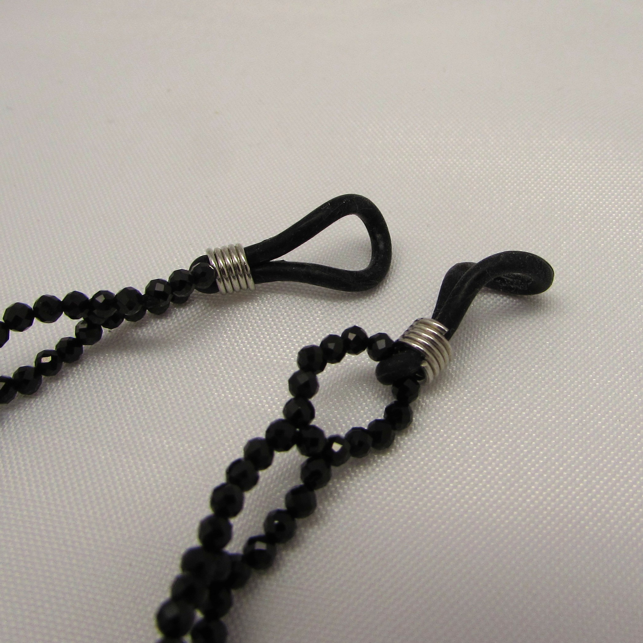 Black Spinal Eye Glass Holder Necklace - Image 4