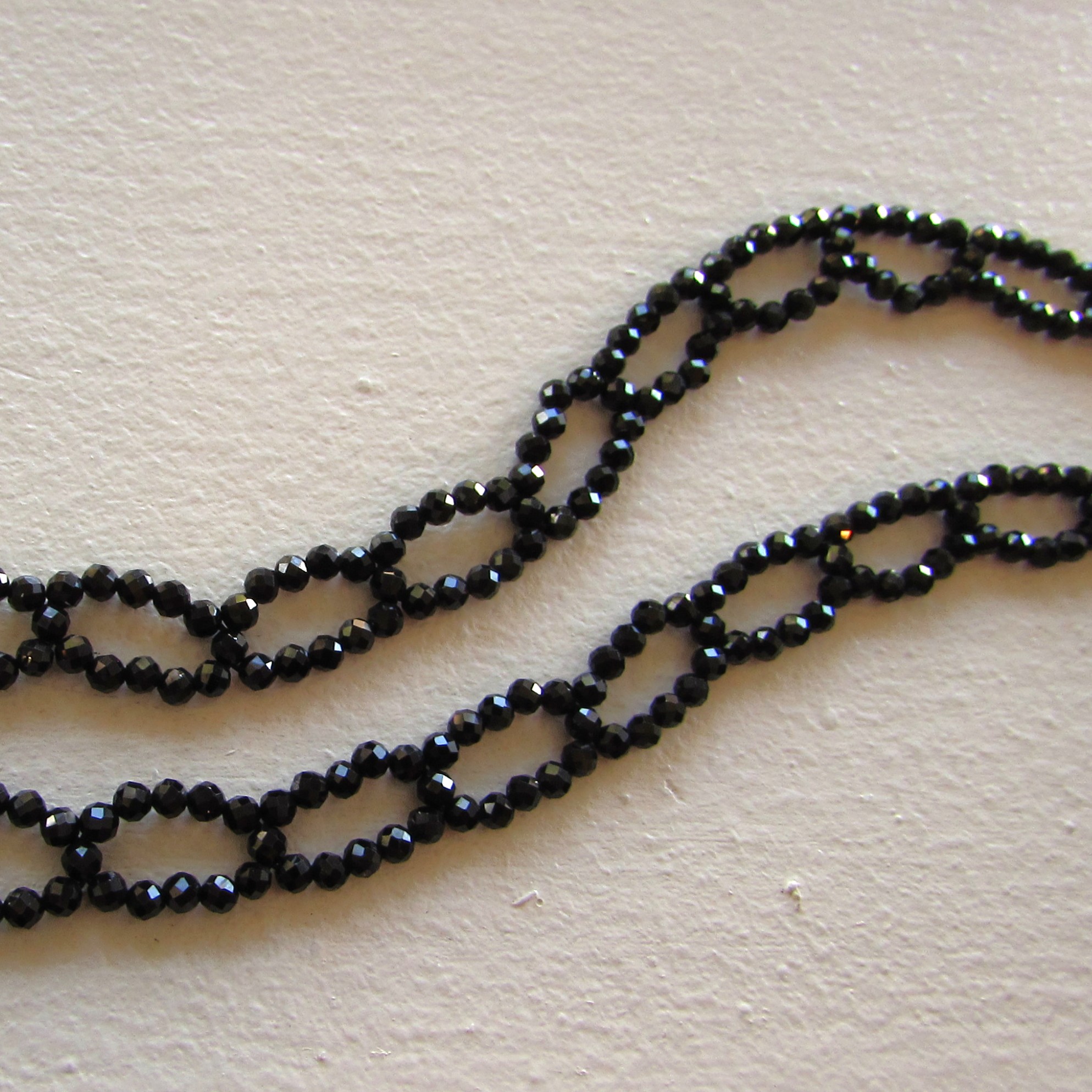 Black Spinal Eye Glass Holder Necklace - Image 7