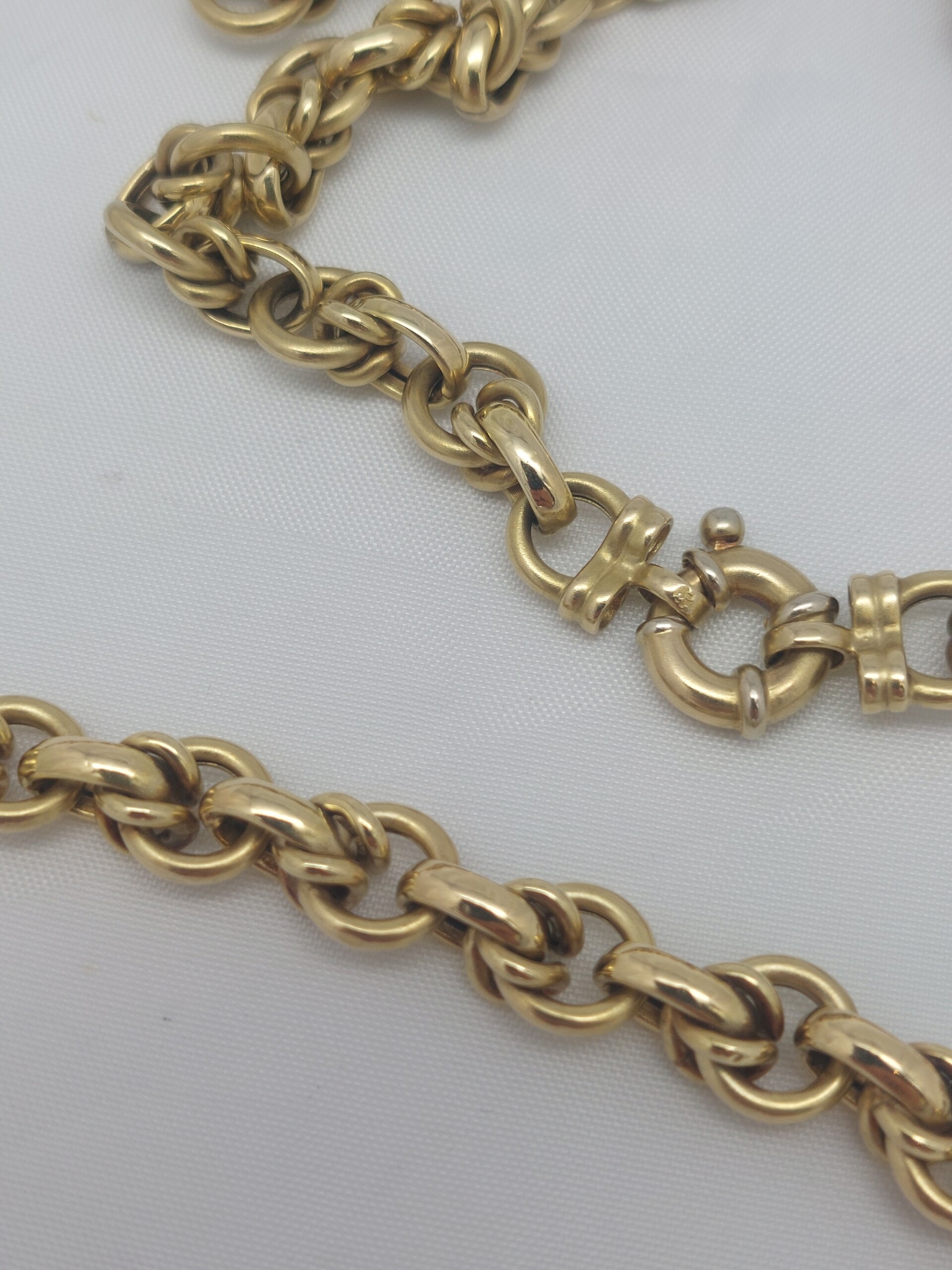 33 1/2 " Classic 14KT Snitch Knot Chain Necklace - Image 3