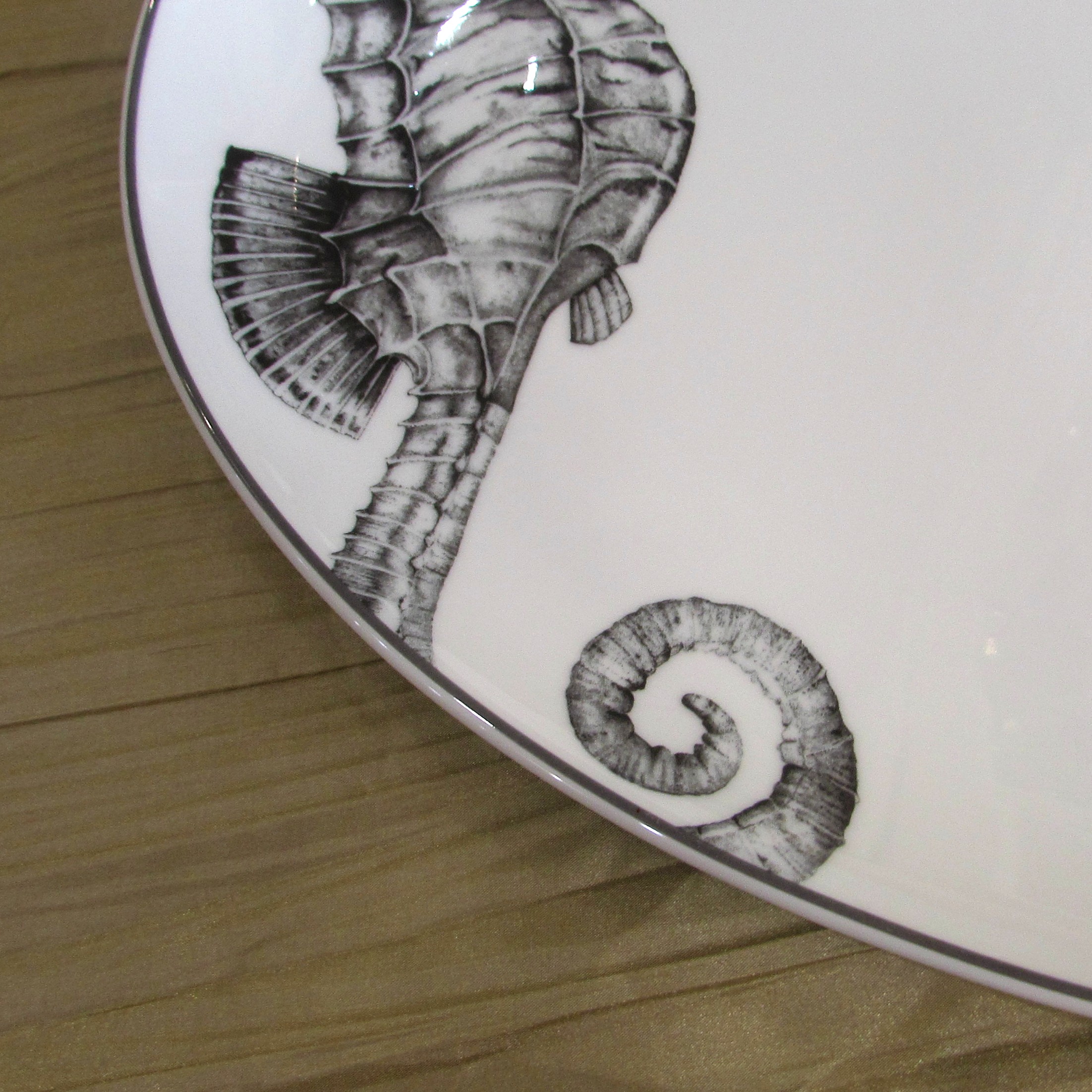 Vagabond Porcelain 18" Seahorse Platter - Image 3