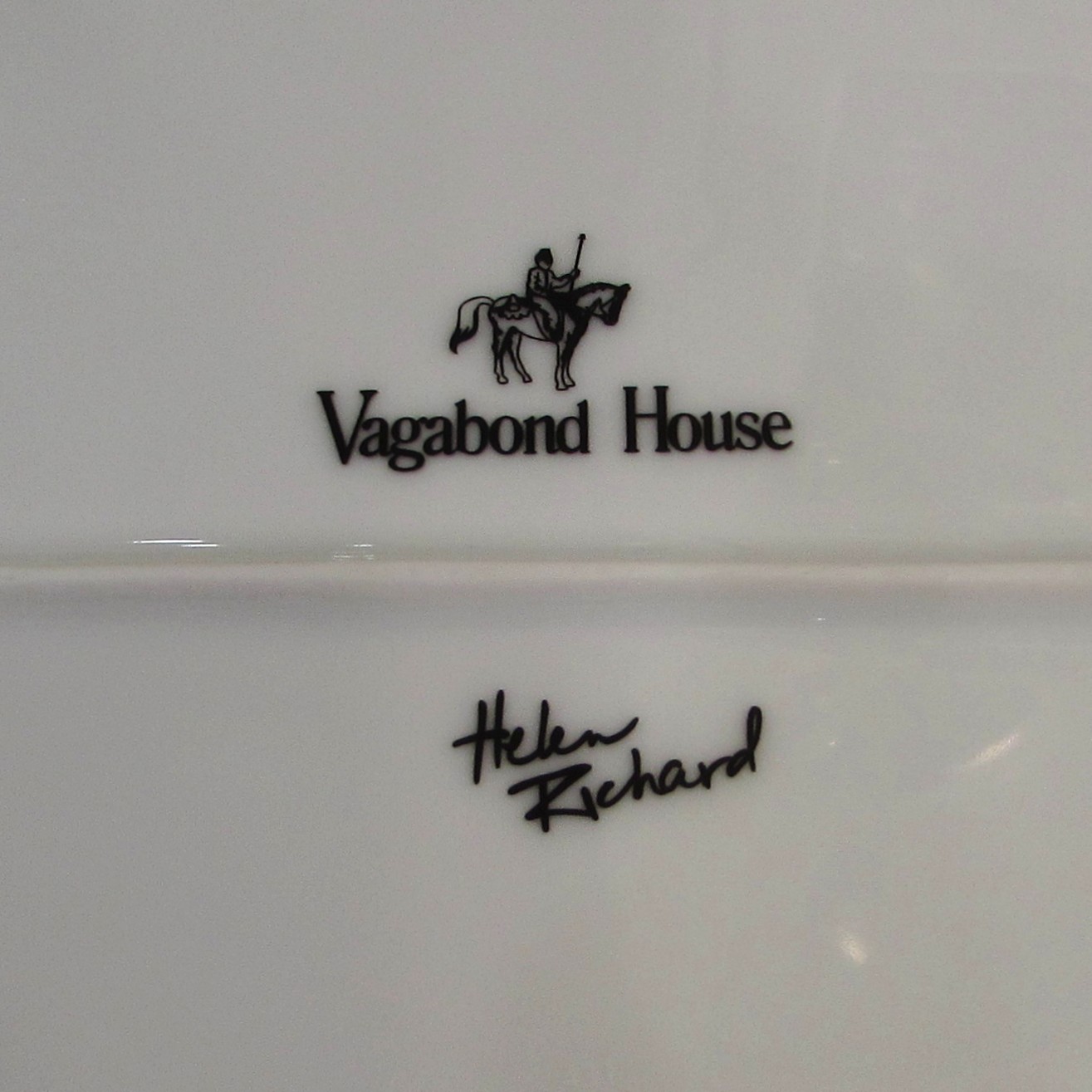 Vagabond Porcelain 18" Seahorse Platter - Image 6