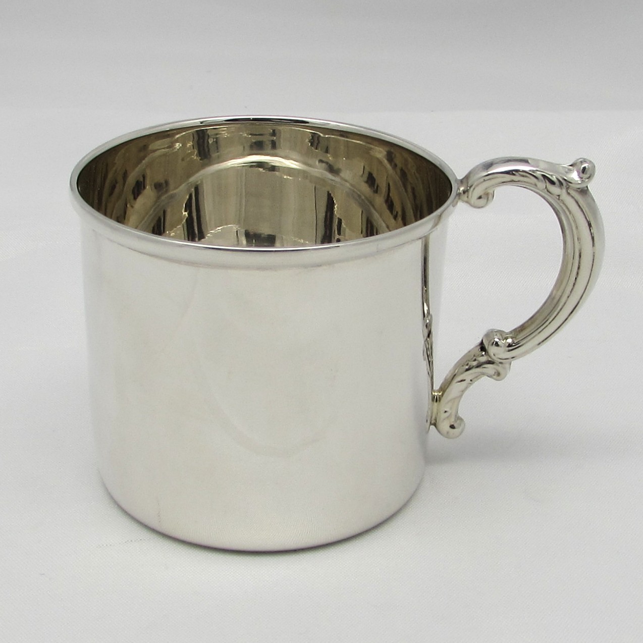 Sterling Hollow Handle Baby Cup - Image 3