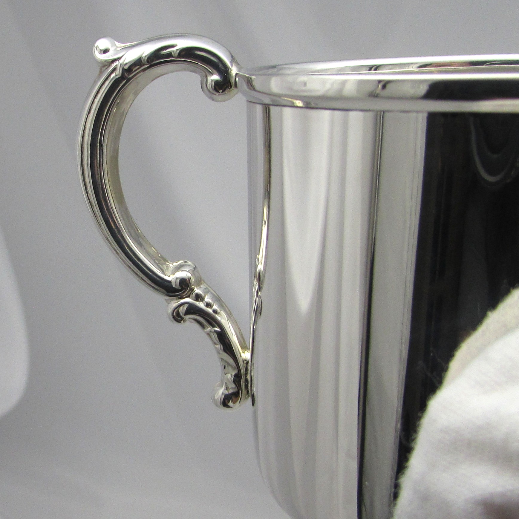 Sterling Hollow Handle Baby Cup - Image 6