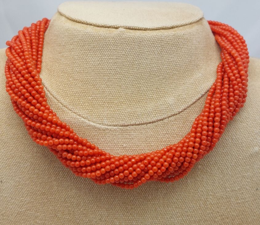 Mediterranean Coral 17 strand Necklace with 18KT Clasp - Image 3