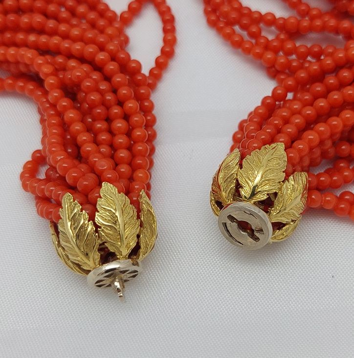 Mediterranean Coral 17 strand Necklace with 18KT Clasp - Image 9