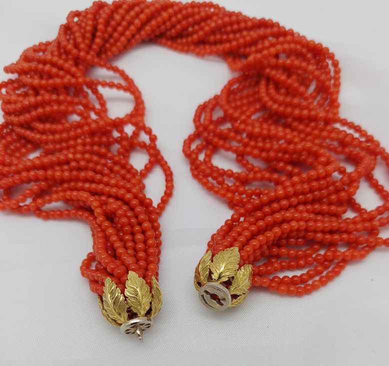 Mediterranean Coral 17 strand Necklace with 18KT Clasp - Image 10