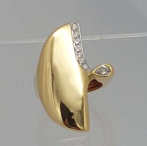 18K yellow gold diamond ring